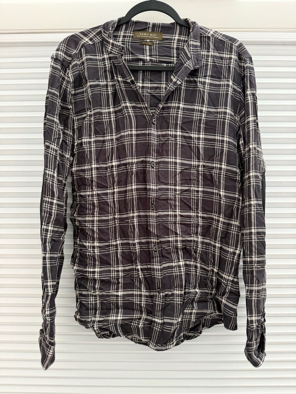 Zara Black Plaid Long-Sleeve Button Shirt